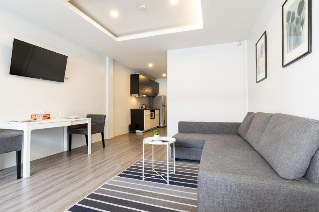 Cozy Studio 1 In Sathorn, Bts Saint Louis Бангкок Экстерьер фото
